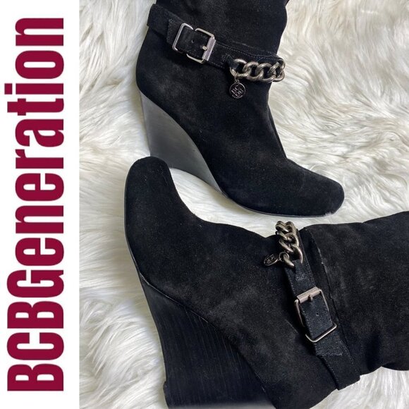 BCBGeneration Merryl Black Genuine Suede Tall Wedge Chain Link Boots, Size 9 - Picture 12 of 12